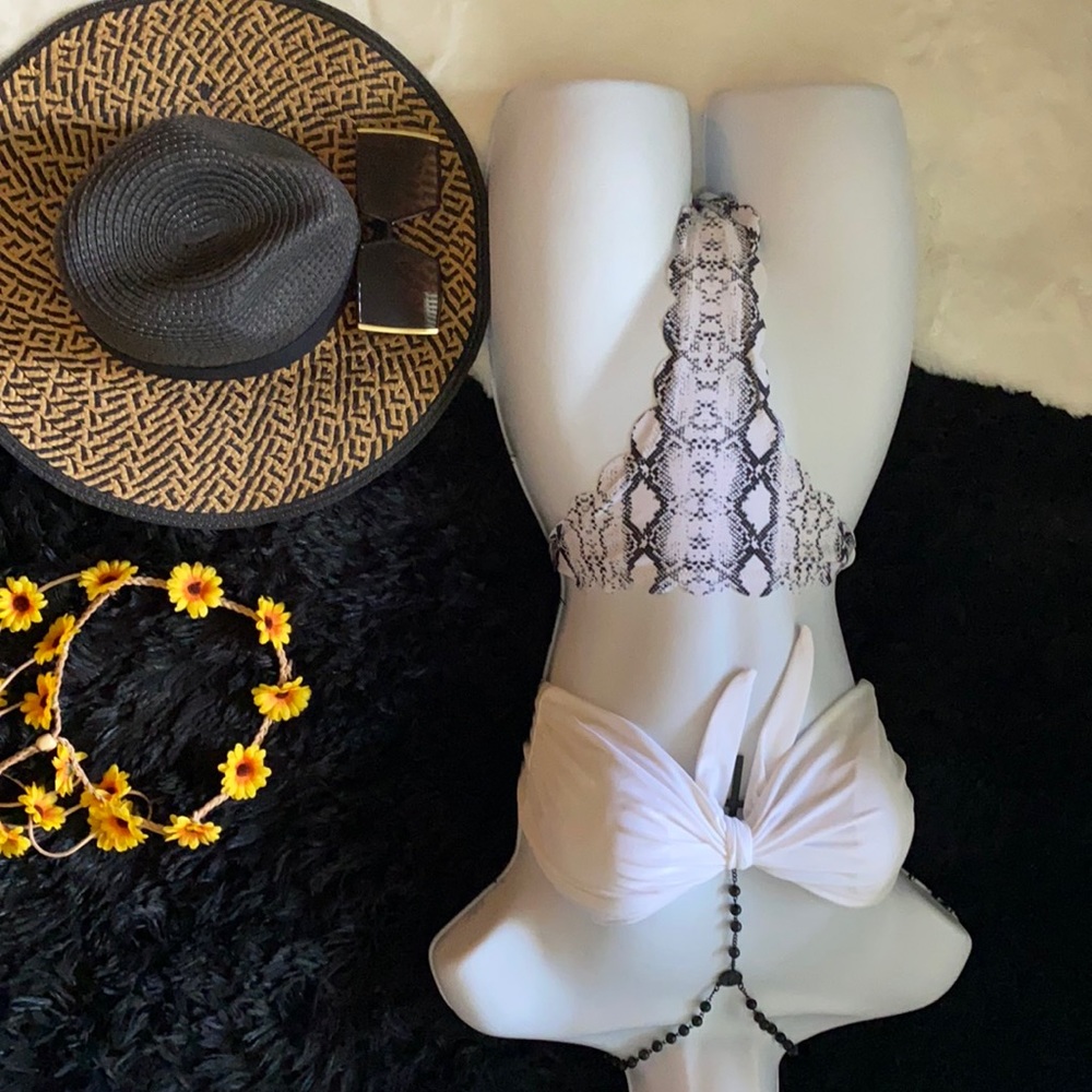 Black and white elegant swimsuit